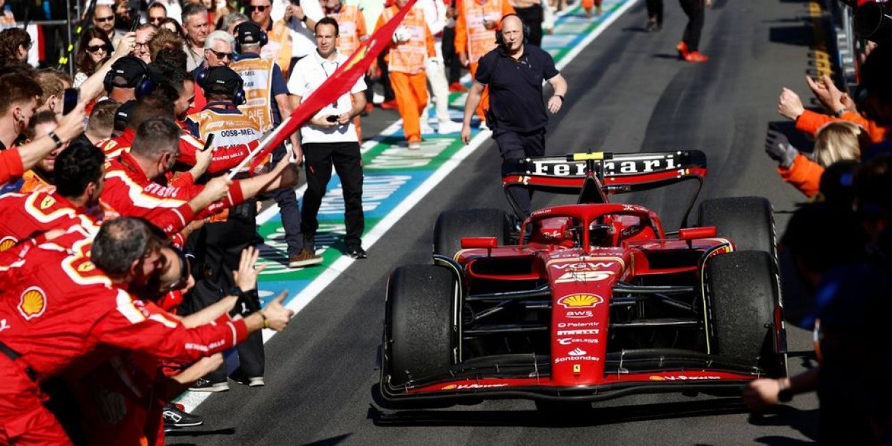 Verstappen 4. turda çekildi, Ferrari duble yaptı