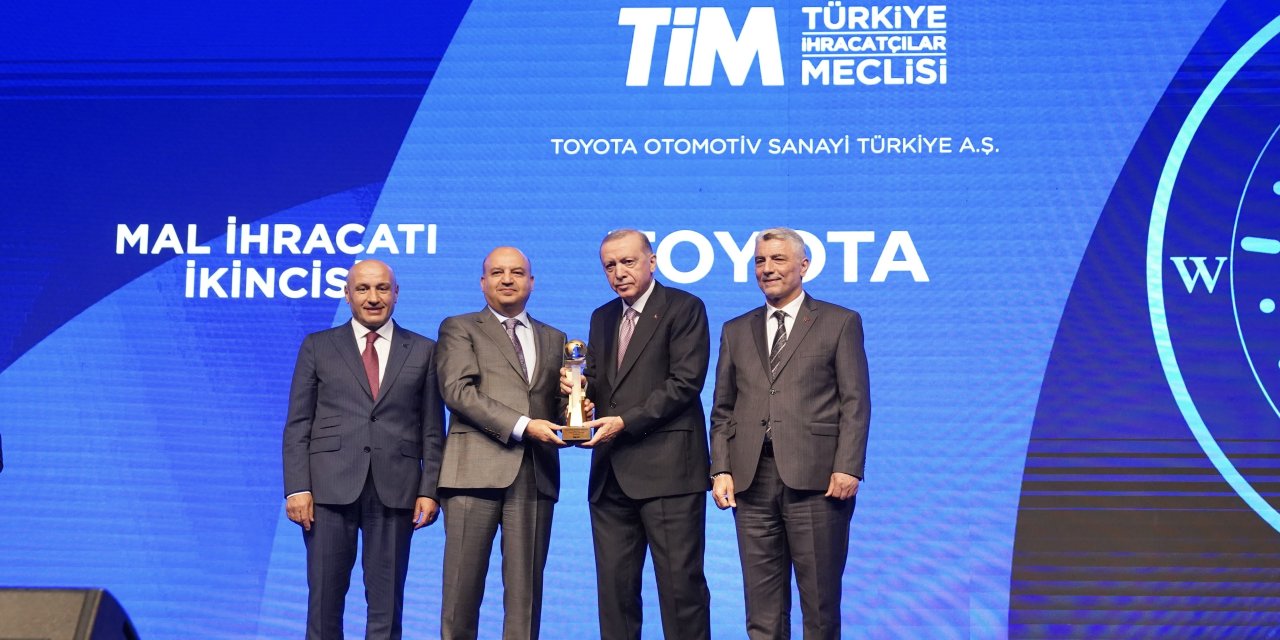 TİM'den Toyota Otomotiv Sanayi Türkiye'ye İhracat Ödülü
