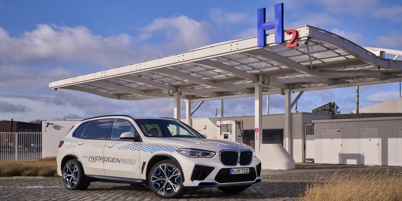 BMW’nin İlk Seri Üretim  Hidrojen Yakıt Hücreli Modeli 2028’de Yollarda