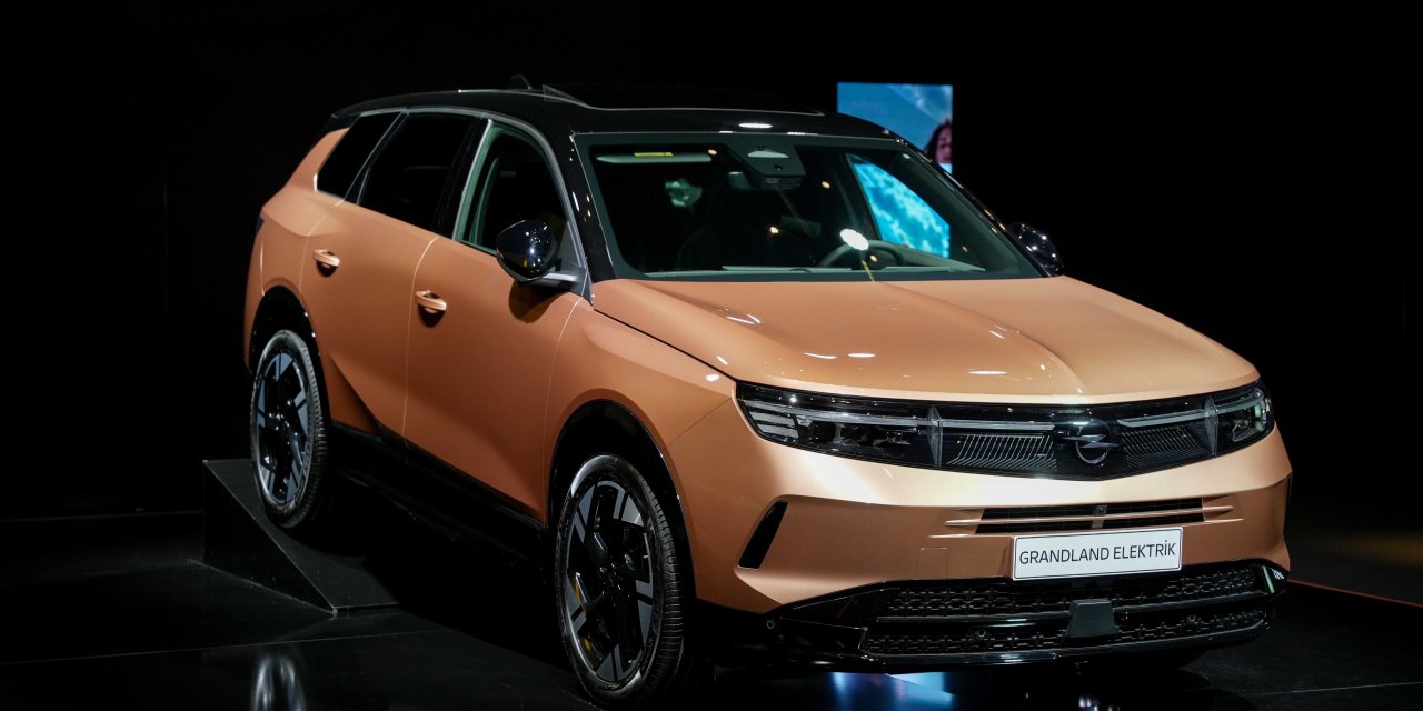 Opel’in amiral gemisi yeni Grandland Türkiye’de