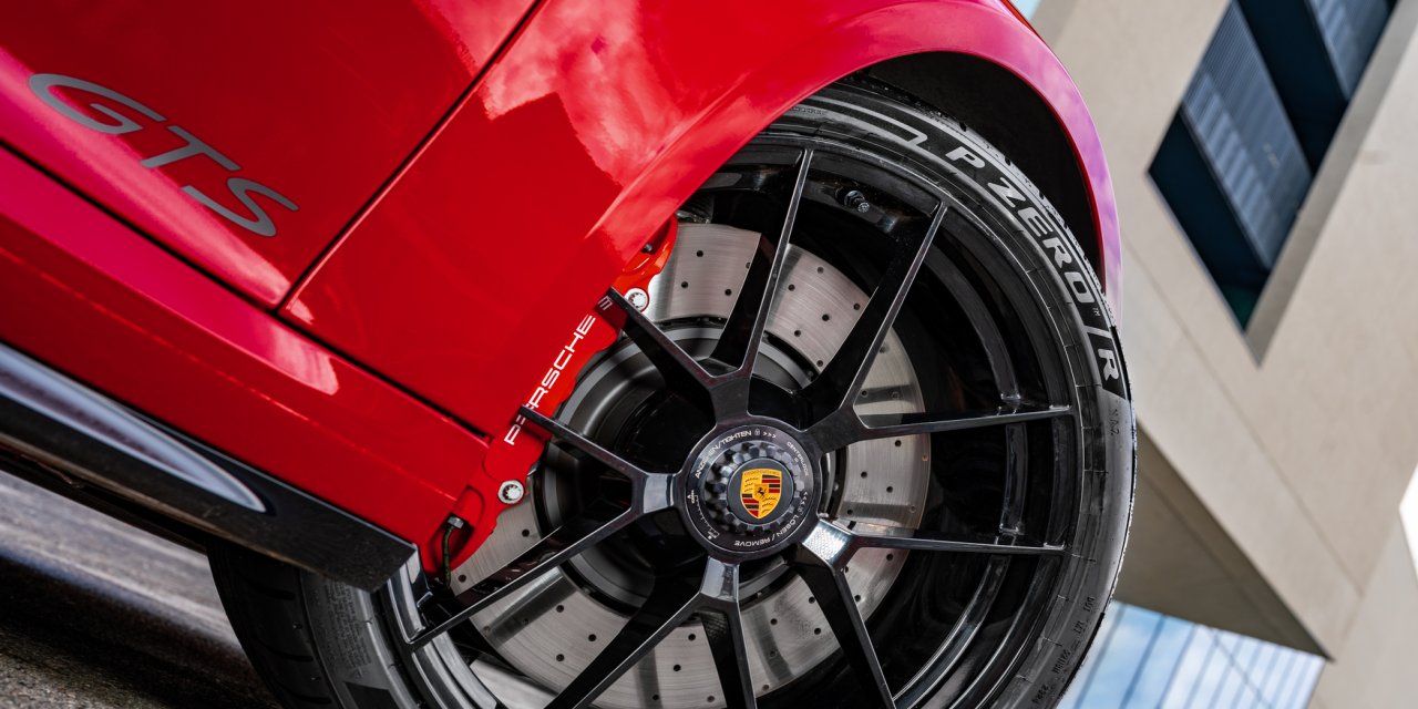 Pirelli P Zero lastikleri, Porsche 911 GTS'nin ekipmanı oldu