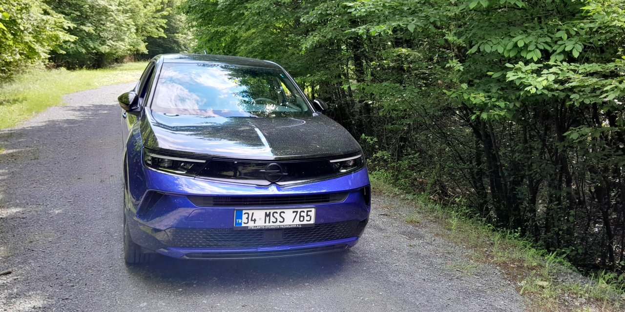 Mokka, makyaj sonrası seviye atlamış