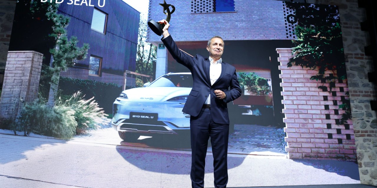 BYD SEAL U  “Türkiye’de Yılın Otomobili” Seçildi