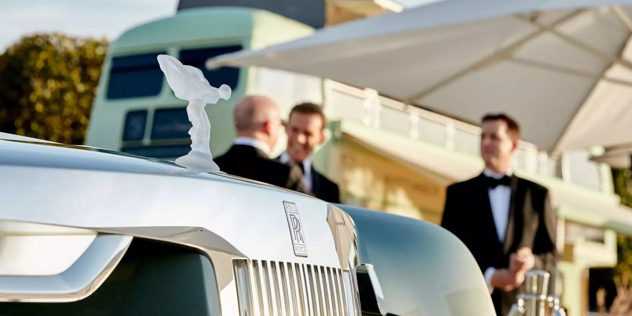 Rolls-Royce sahiplerine özel bir dünya; Whispers