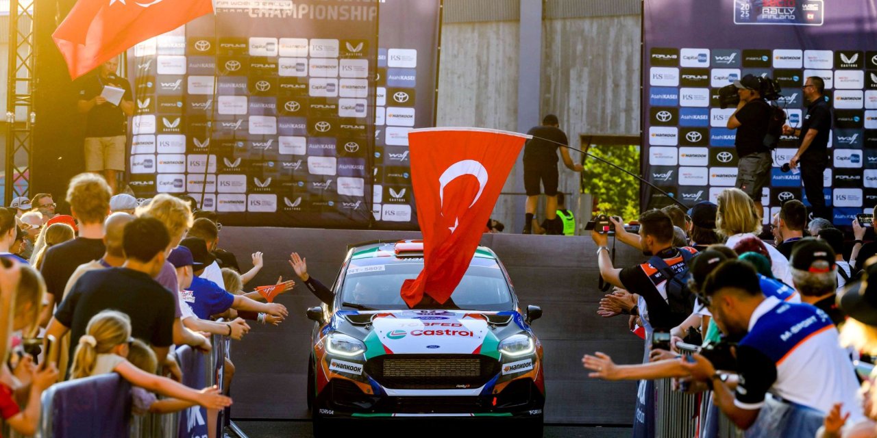 Castrol Ford Team Türkiye, Finlandiya Rallisi’nde Podyumda
