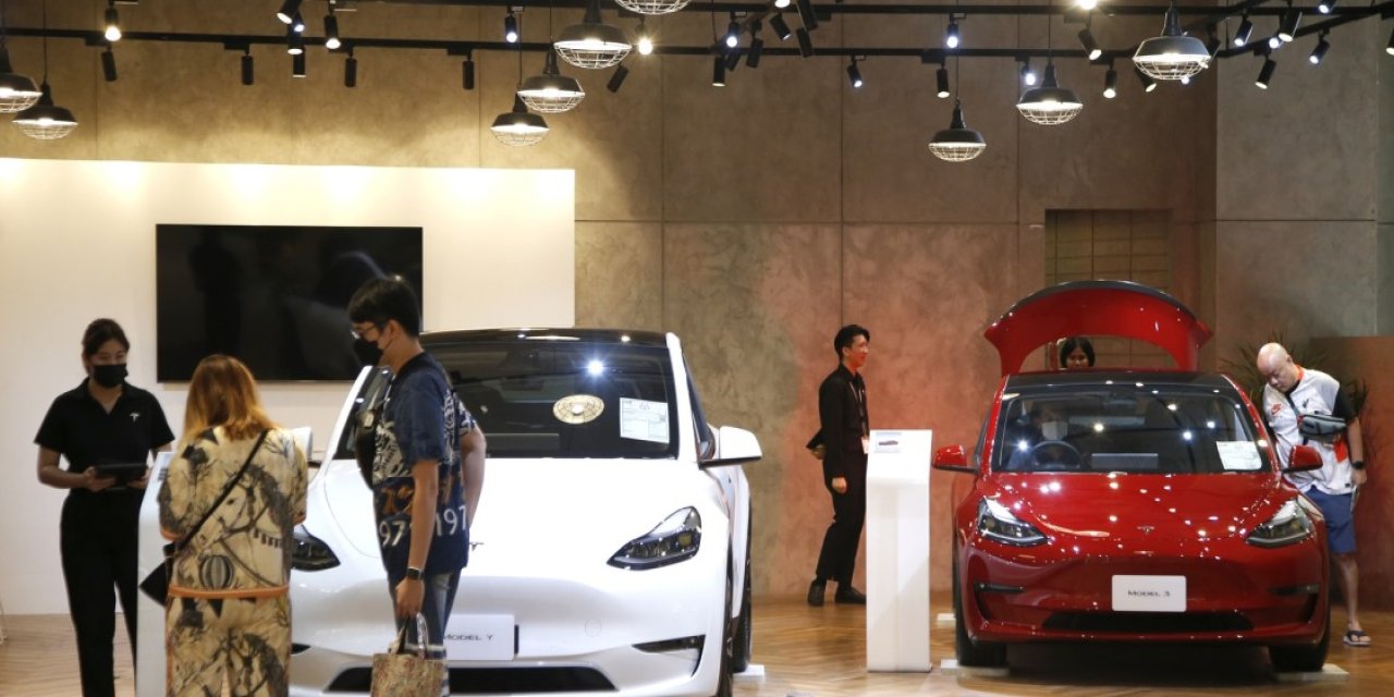 Tesla Model Y L satışa sunuldu! İşte fiyat ve menzili