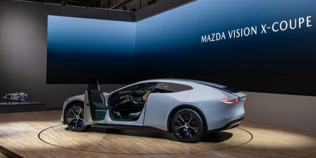 Mazda, şarj edilebilir hibrit Vision X Coupe konseptini tanıttı