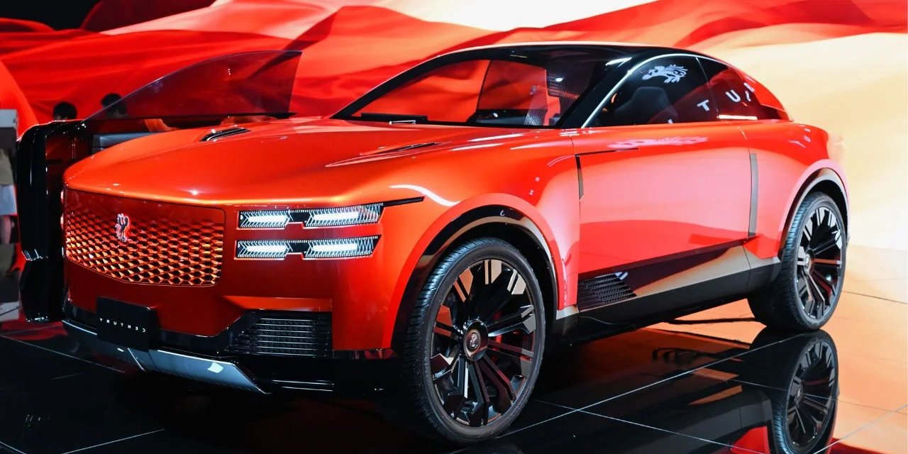 Şimdiye kadarki en lüks Toyota’nın örtüsü kalktı