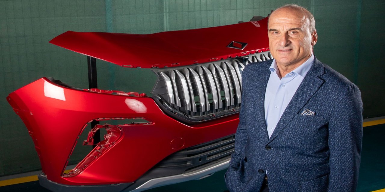 Yeni Clio’nun plastik enjeksiyon kalıplarını Karel üretecek