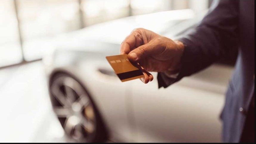 Kredi kartına 12 taksitle otomobil