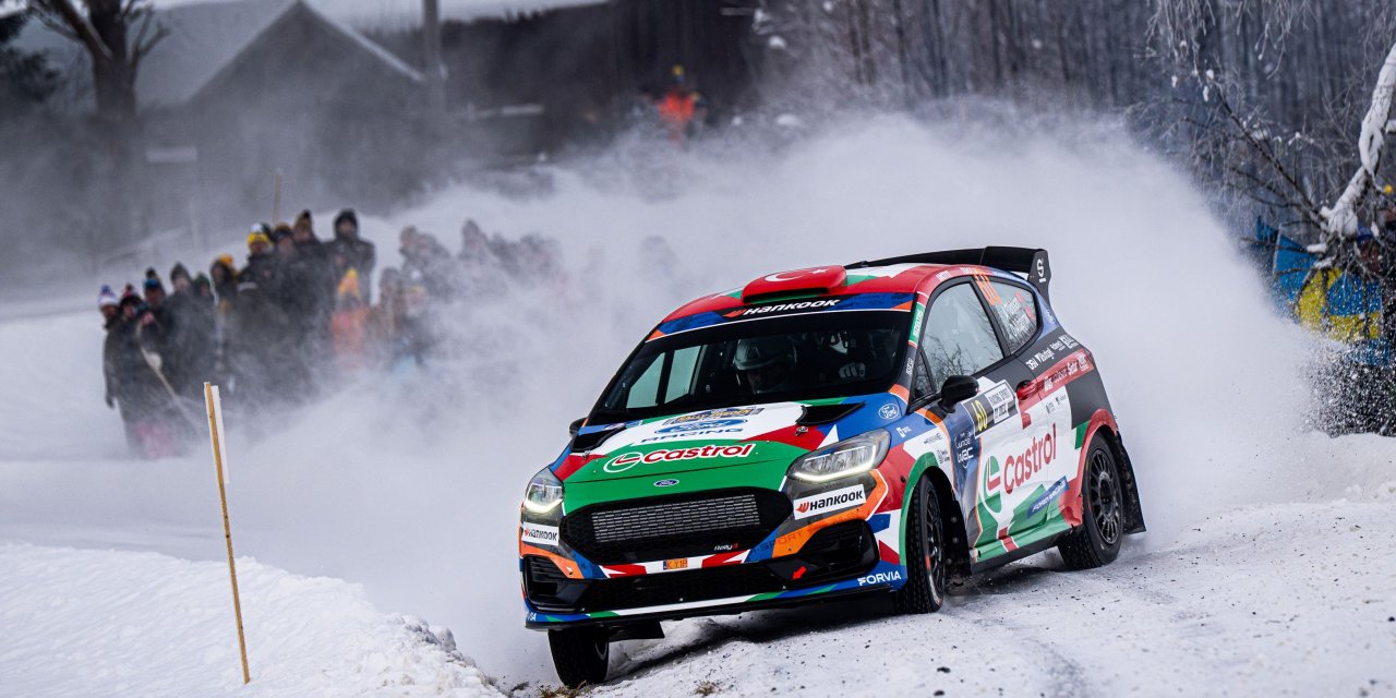 Castrol Ford Team Türkiye, İsveç'te hızlı başladı