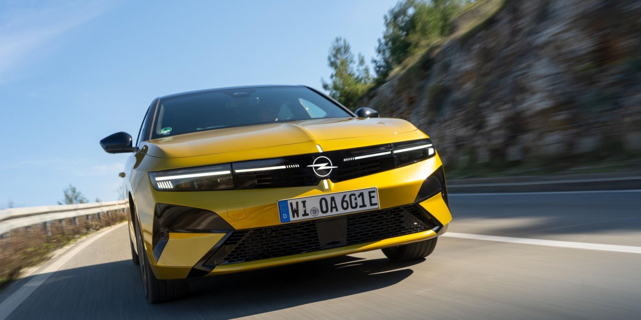 Yenilenen Opel Astra Nisan’da Türkiye’de!