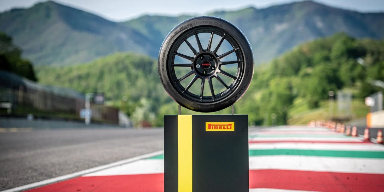 Pirelli, BMW iX3 için iki özel P Zero lastiği geliştirdi