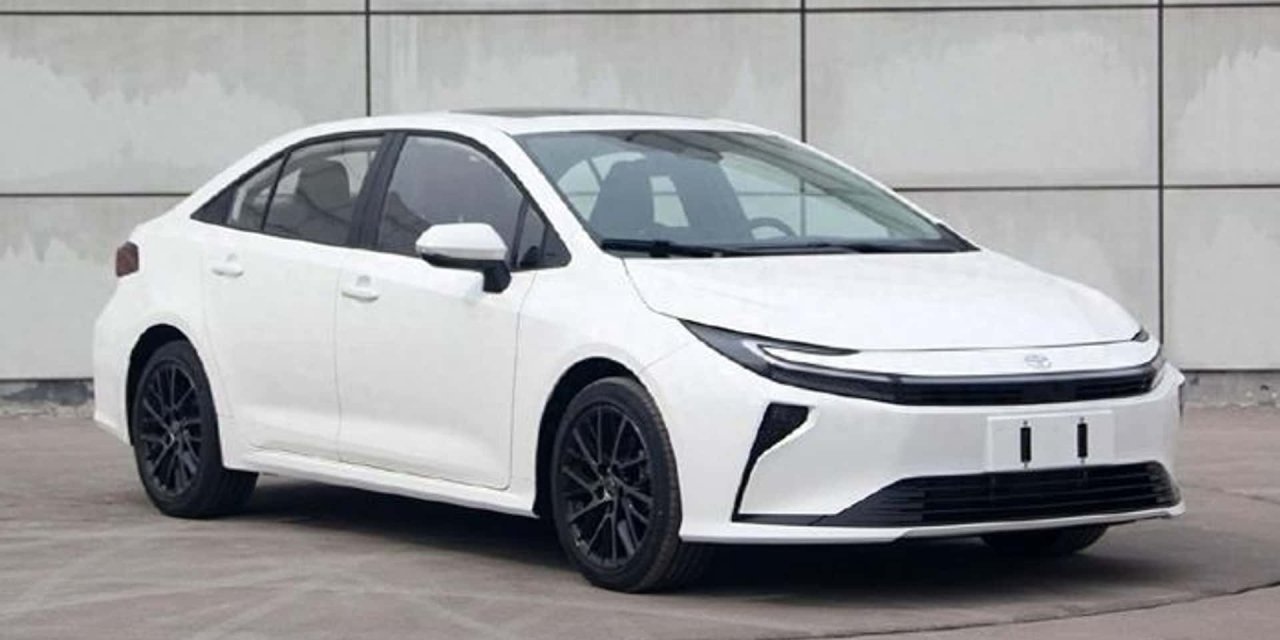 Yenilenen Toyota Corolla yollara indi
