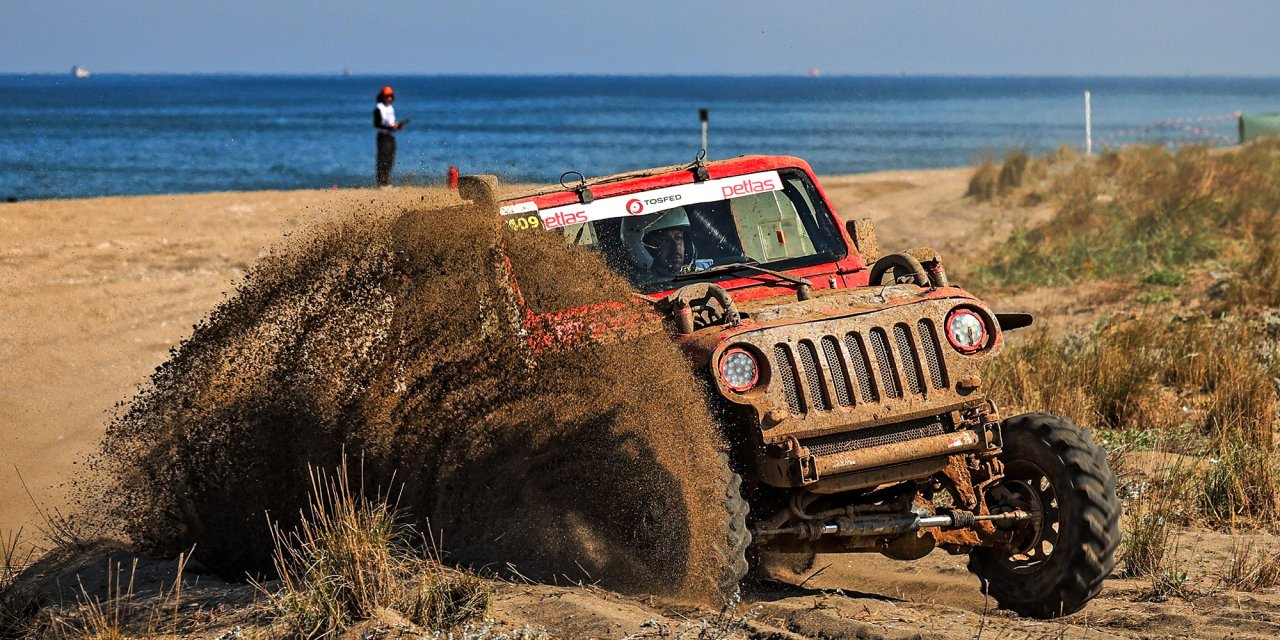 Sakarya Küçükboğaz'da Offroad Şöleni