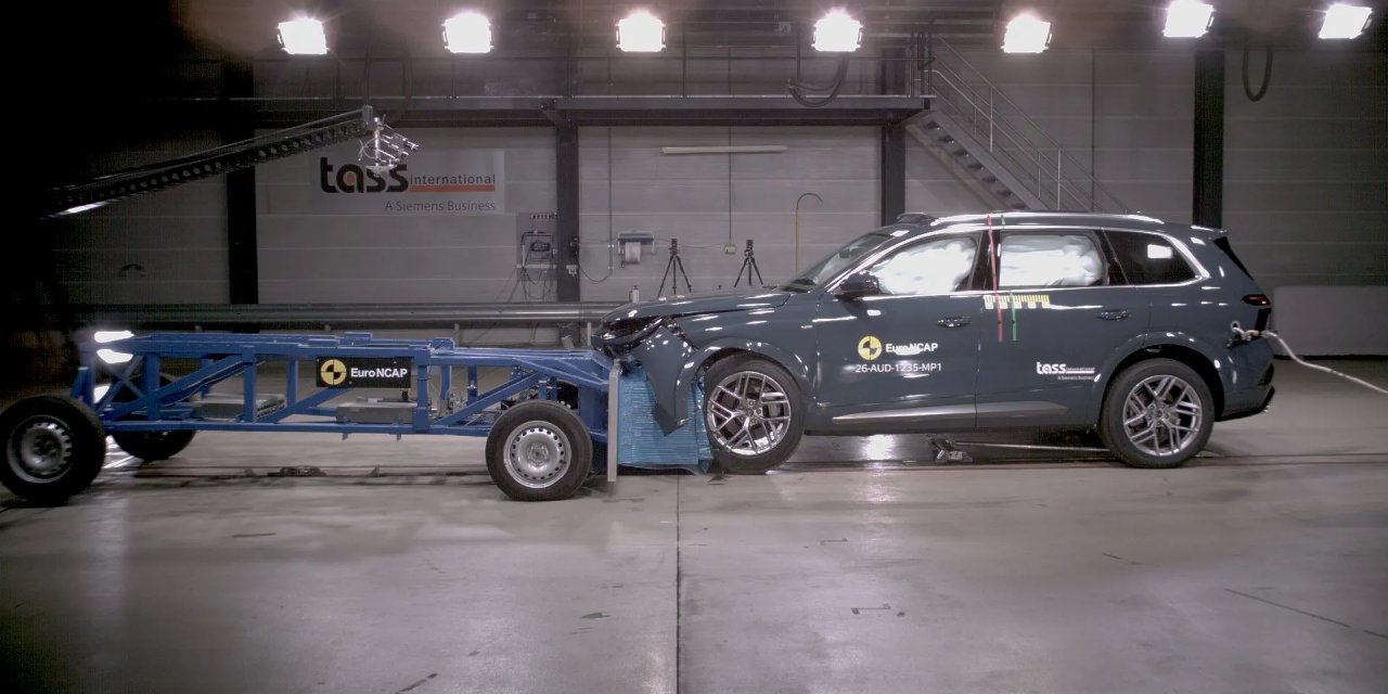 Yeni Audi Q7’den çarpışma sonrası güvenlikte bir ilk