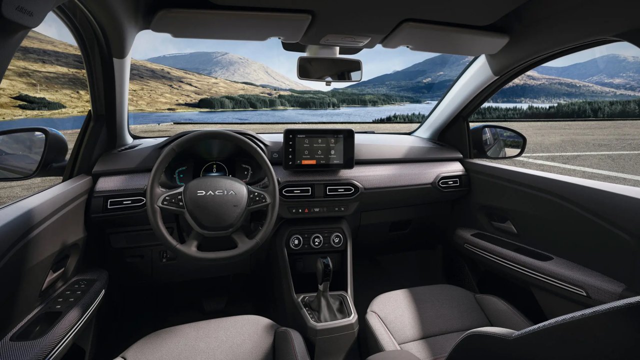 dacia-jogger-hybrid-140-interior.webp