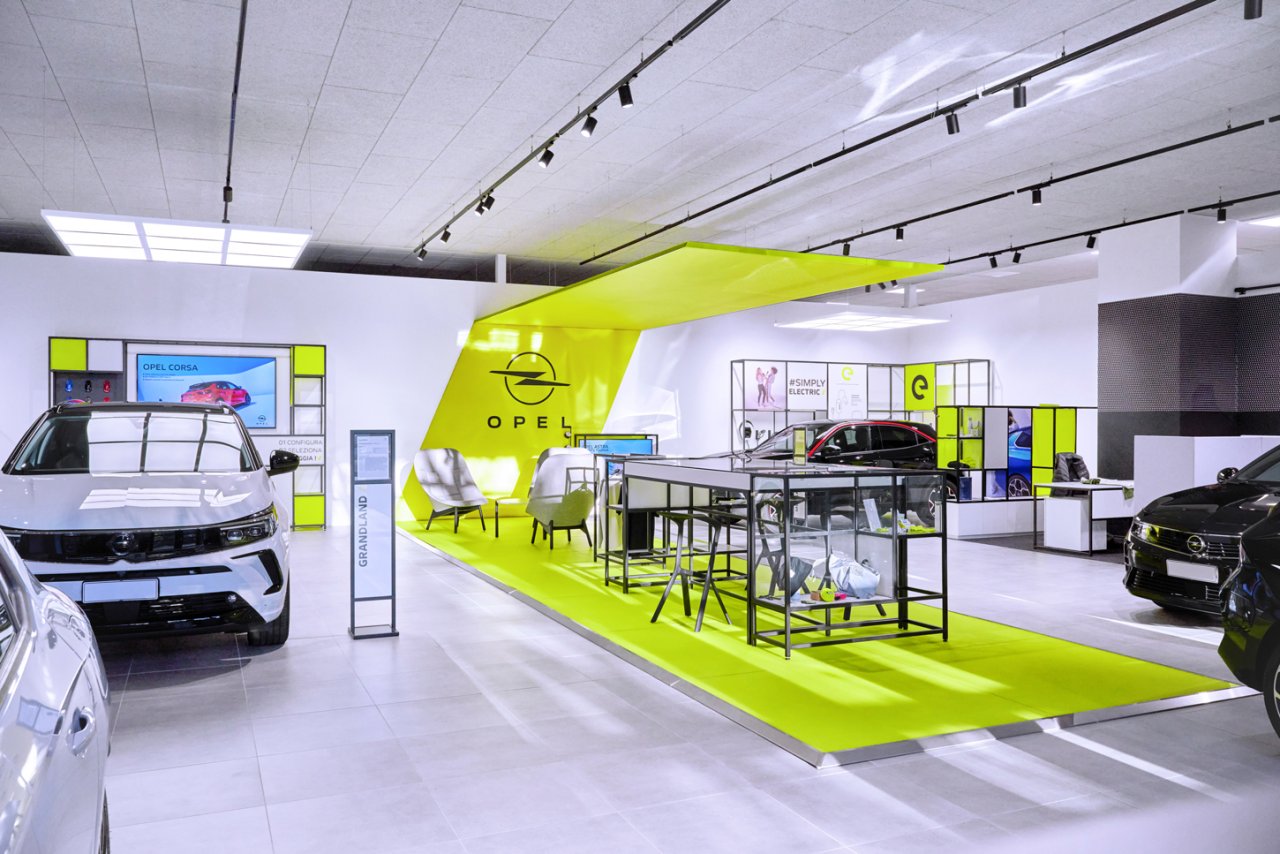 opel-yeni-showroom-konsepti-2.jpg