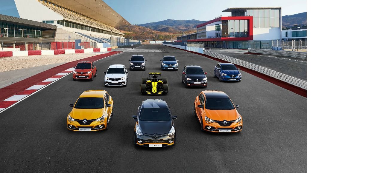 renault-megane-rs-ailesi.jpg