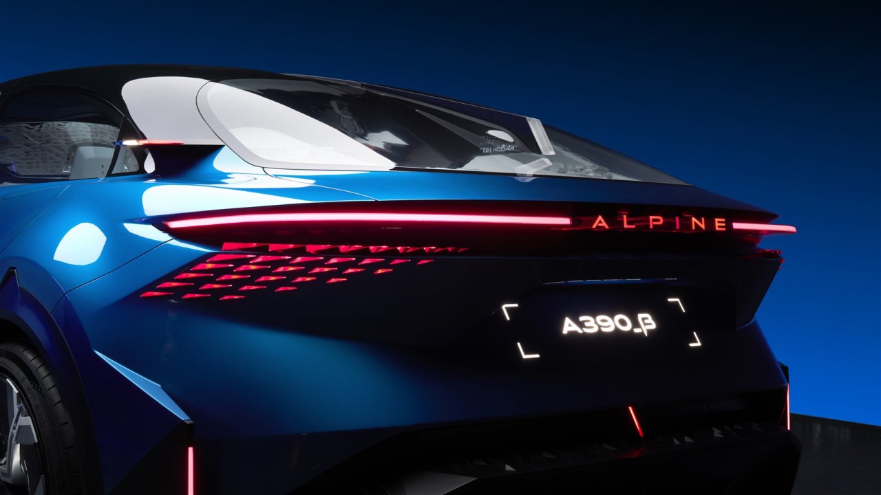 alpine-a390-exterior-9.jpg