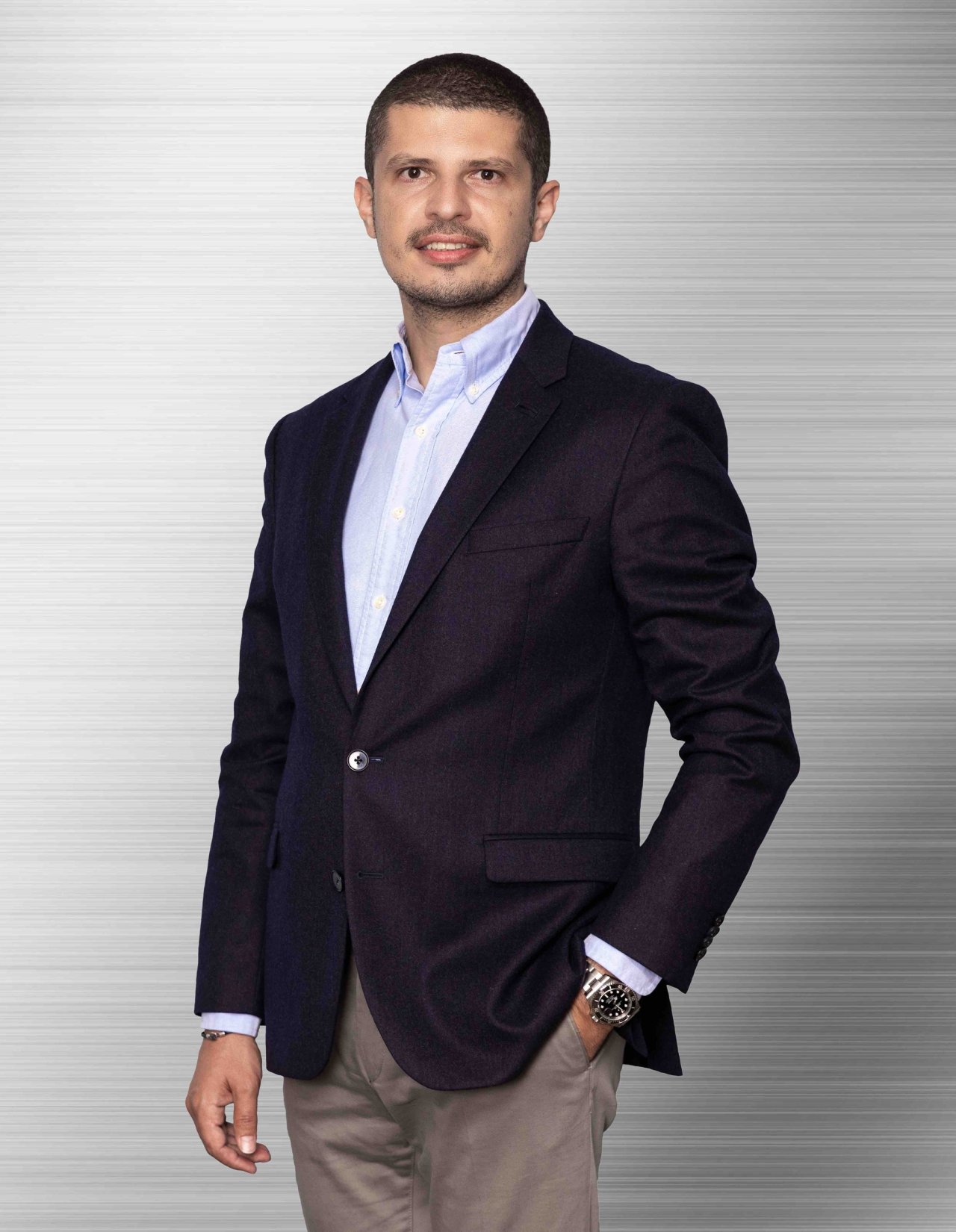 selim-eskinazi-alfa-romeo-ds-automobiles-jeep-direktoru.jpg