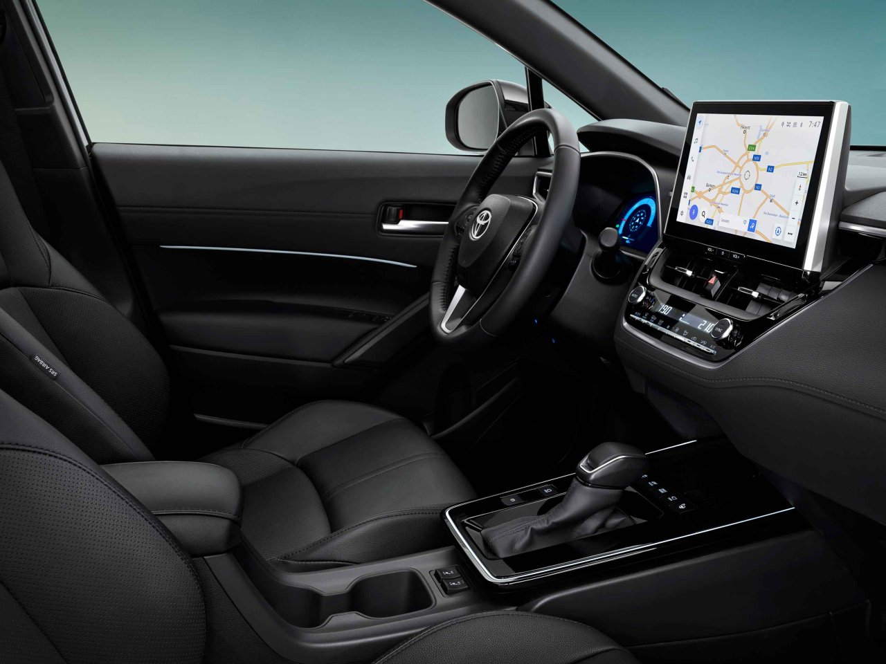 yeni-toyota-corolla-cross-hybrid-6.jpg