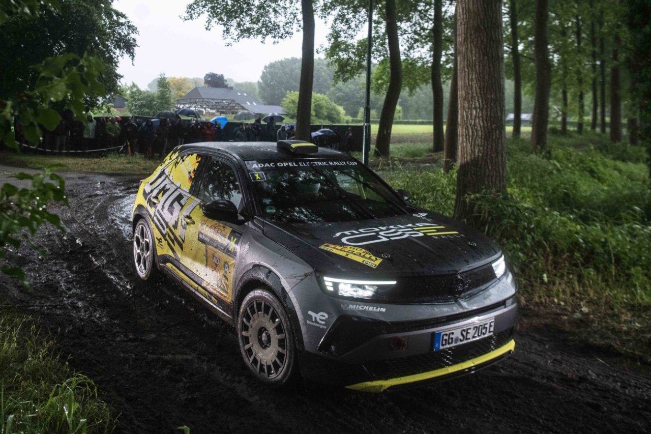 yeni-opel-mokka-gse-rally-2.jpg