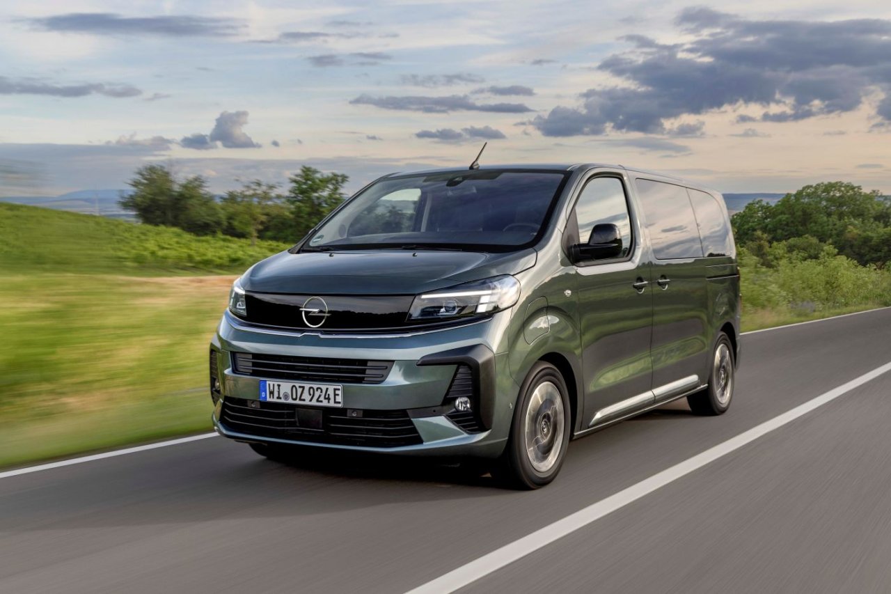 opel-zafira-elektrik.jpg