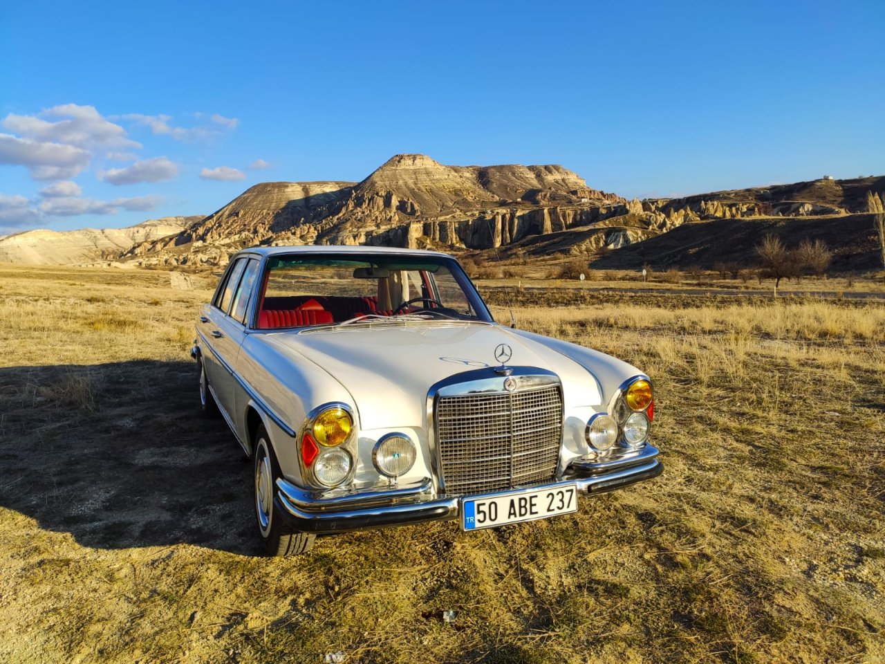 klasik-mercedesler-kapadokyada-bulusuyor-1.jpg