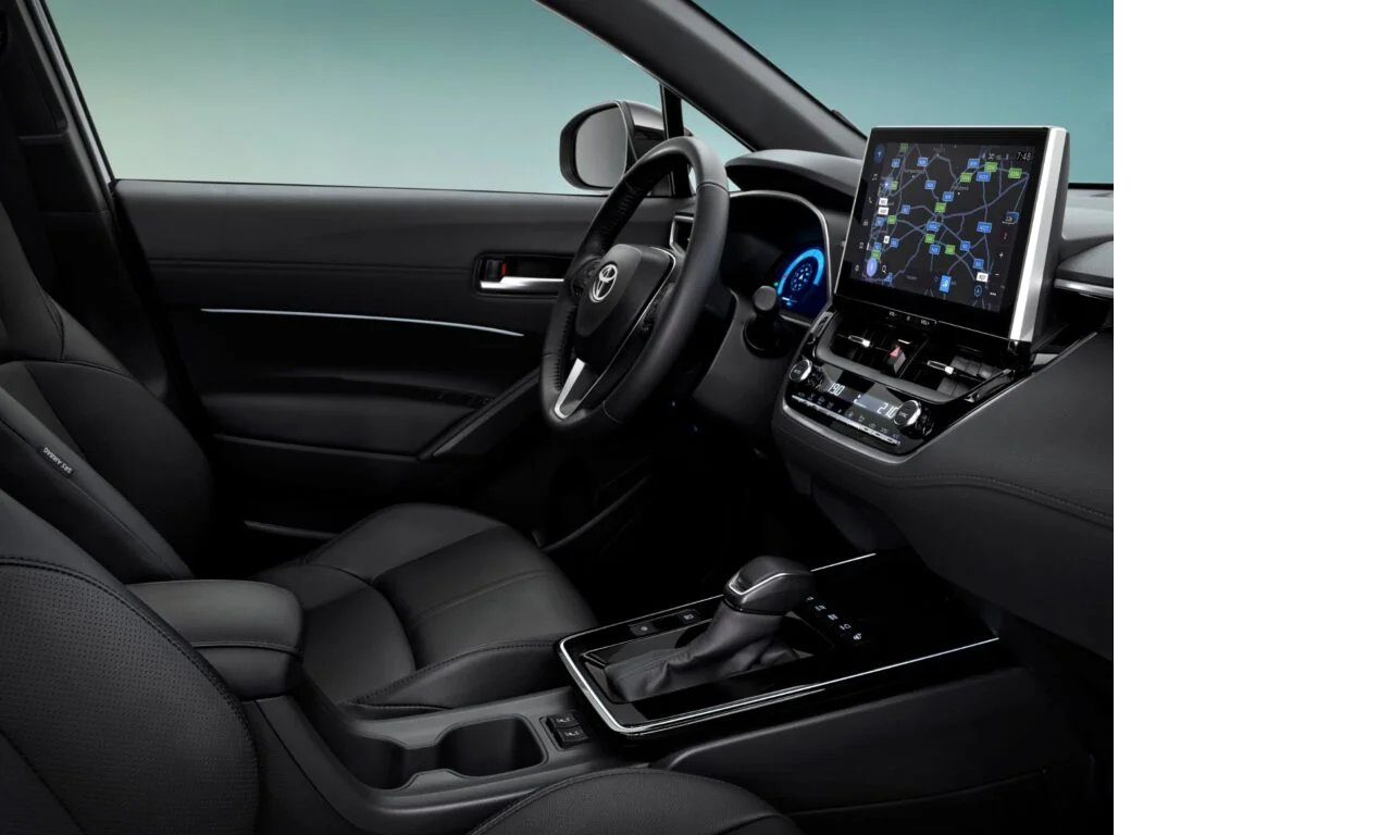 yeni-toyota-corolla-cross-hibrit2.webp