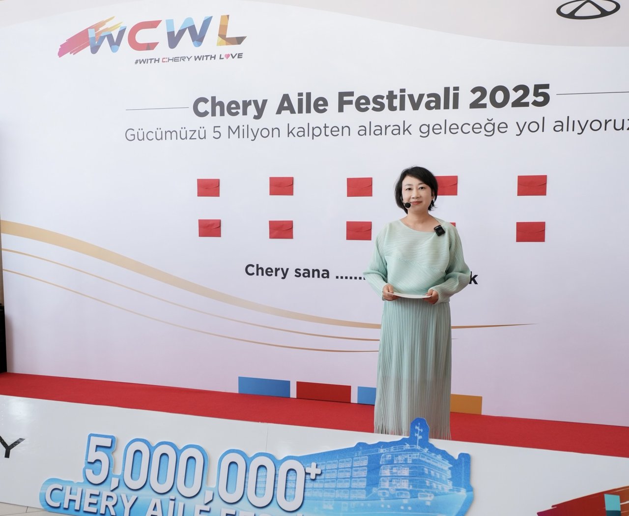 chery-turkiye-baskan-yardimcisi-vivian-jiang.jpg