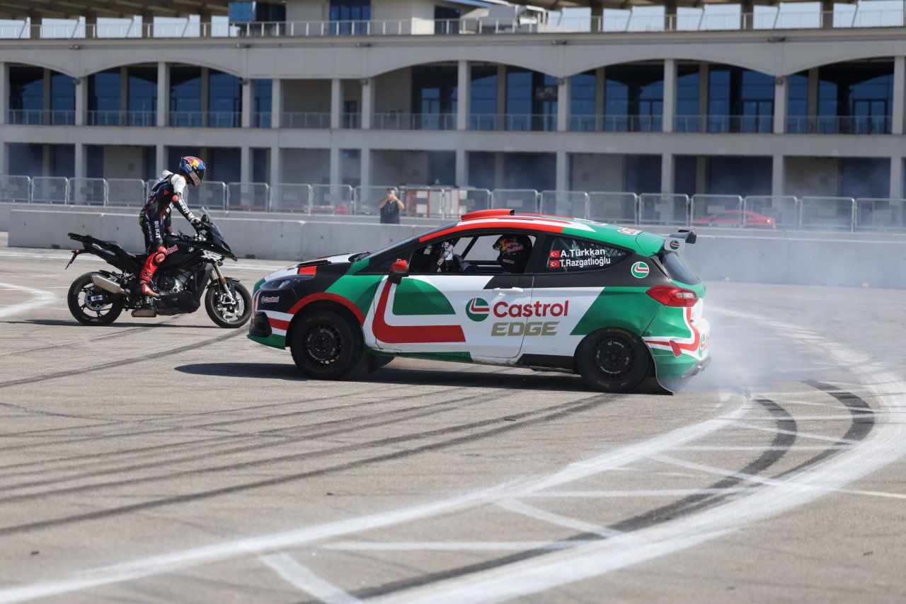 castrol-performance-day-5.jpg