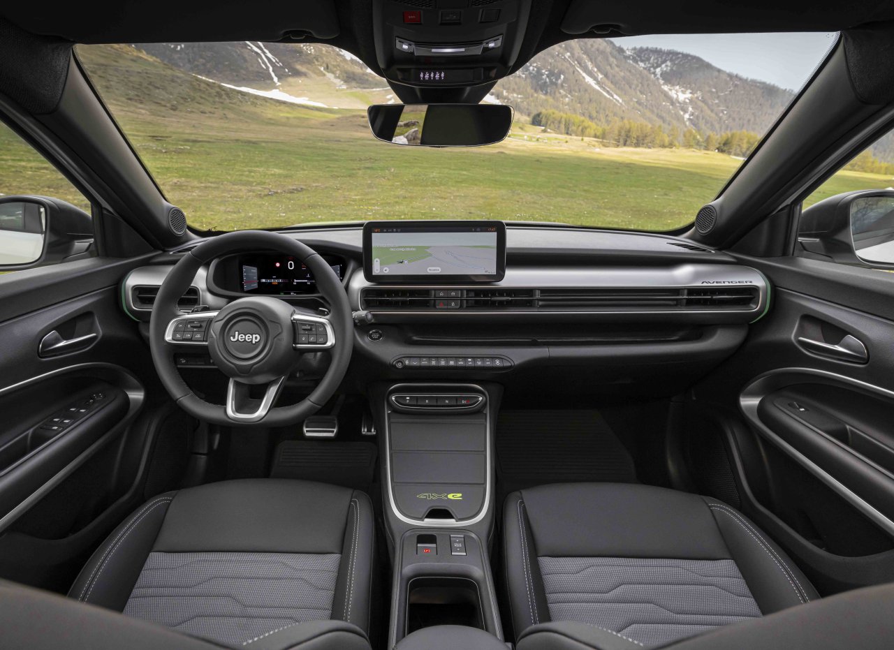 yeni-jeep-avenger-4xe-5.jpg