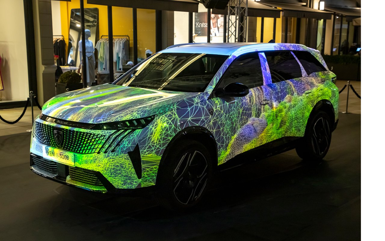 peugeot-e-5008-art-on-cars-1.jpg