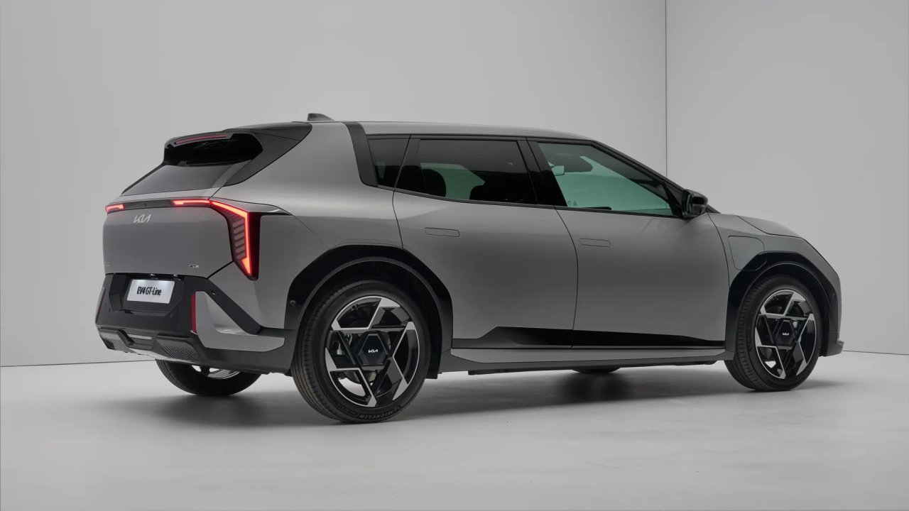 kia-ev4-3.webp