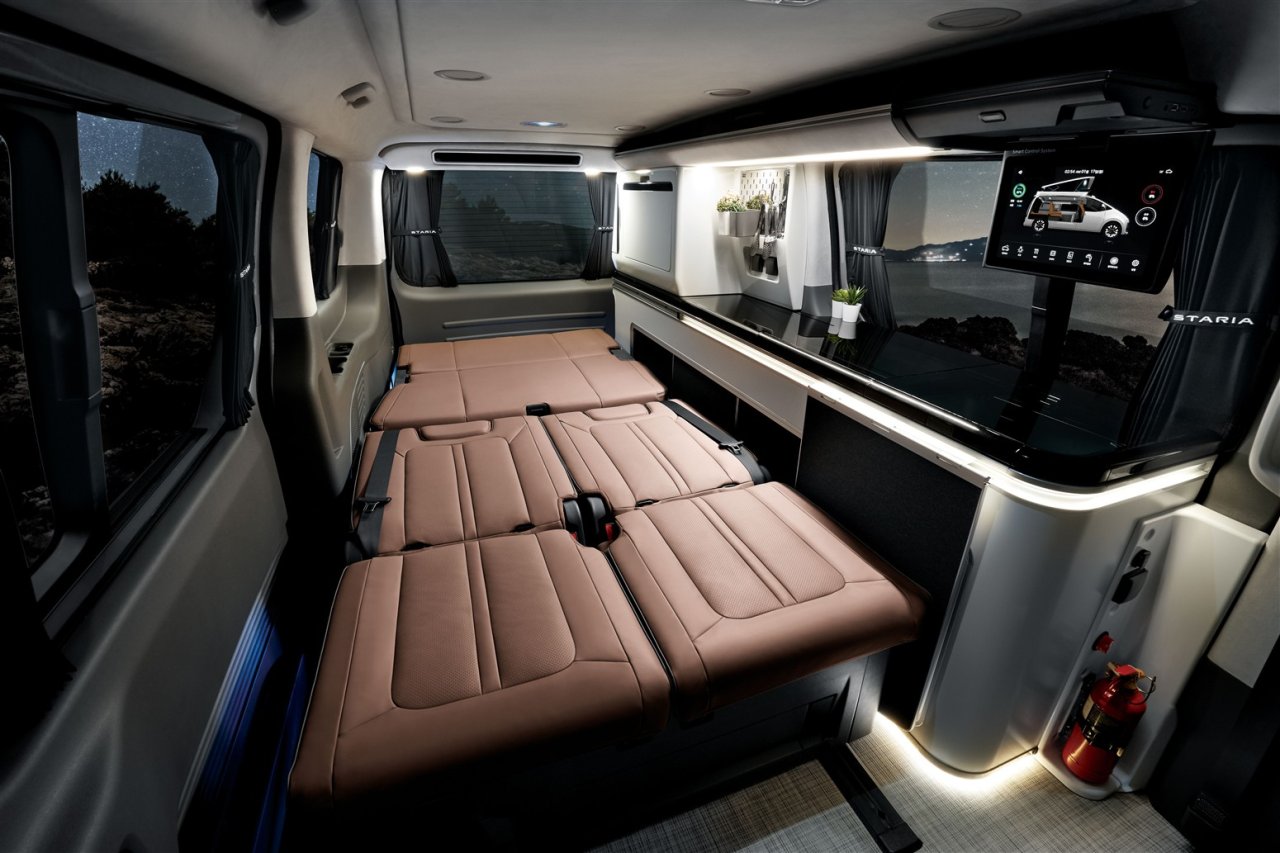 hyundai-staria-camper-concept-4.jpg