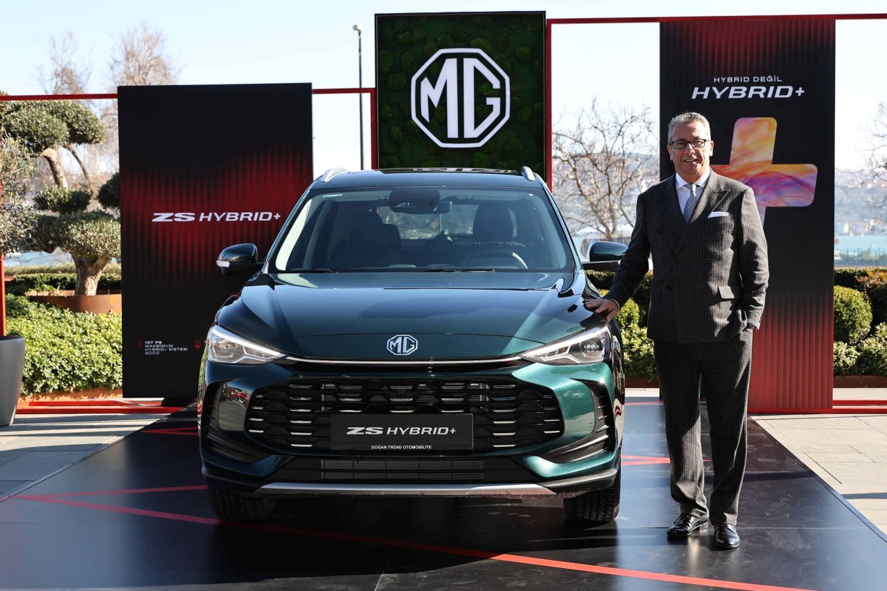 ugur-sakarya-mg-zs-hybrid.jpg