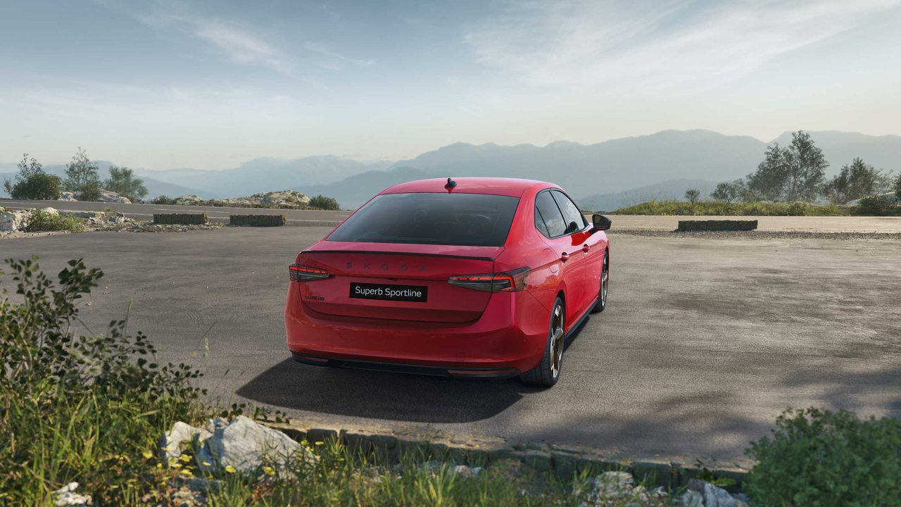 skoda-superb-sportline-4.jpg
