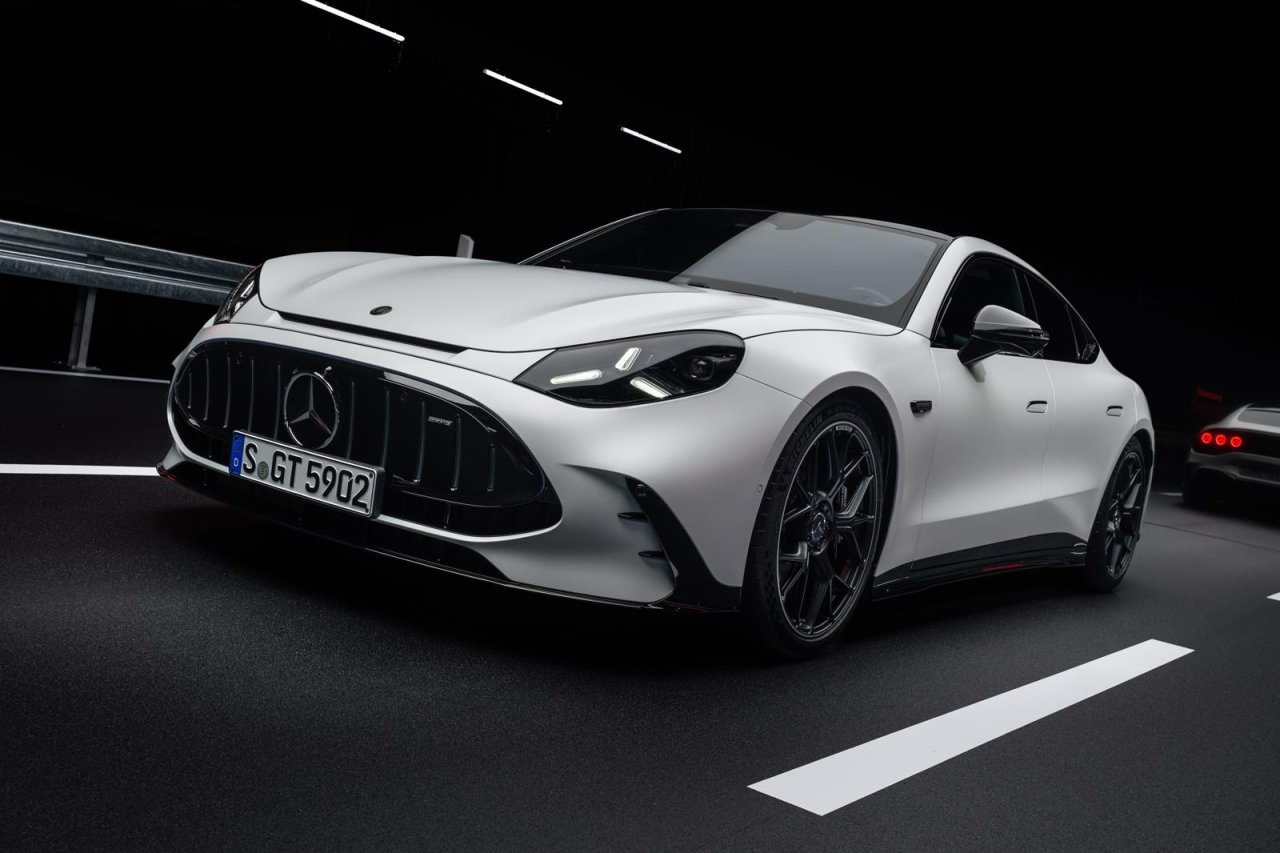 mercedes-amg-gt-4-kapi-coupe-8.jpeg