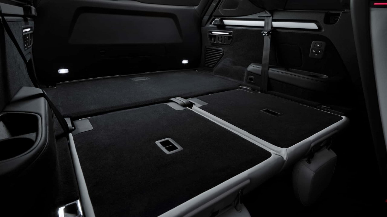 audi-q9-interior-kokpit-bagaj.jpg