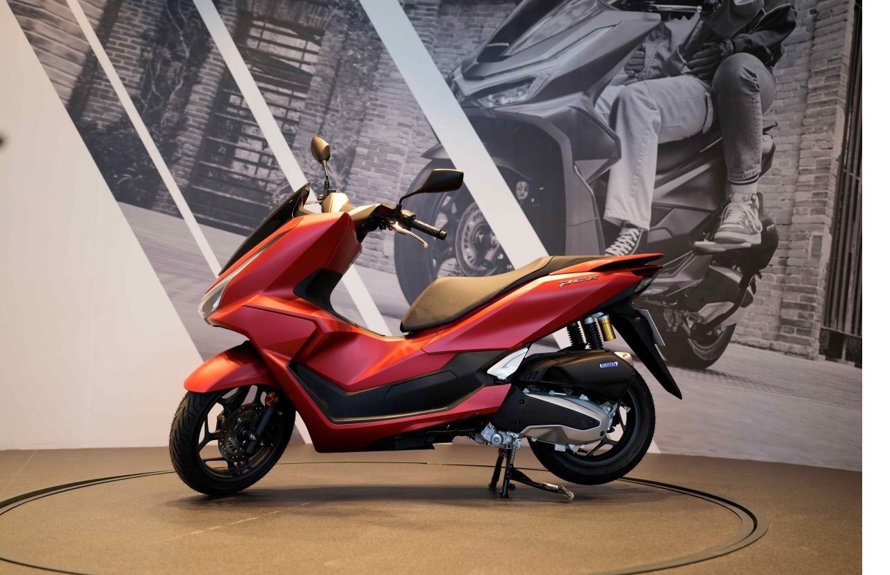 honda-pcx125-3.jpg