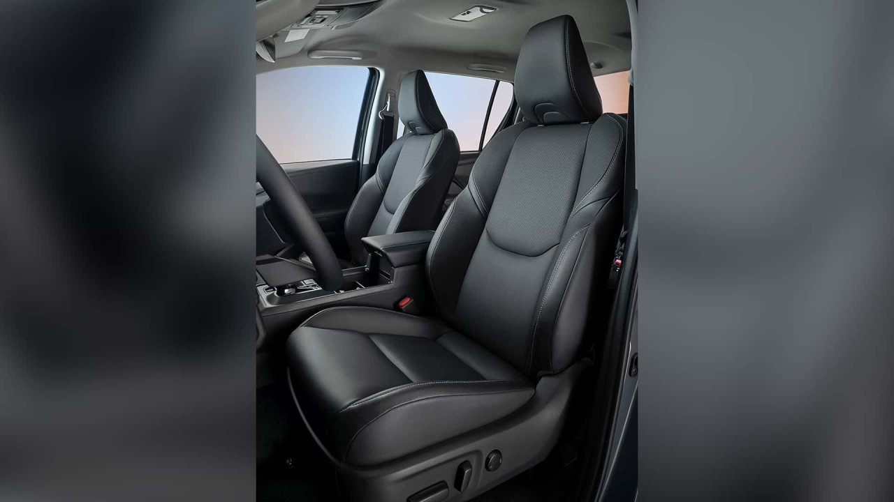 yeni-nesil-toyota-hilux-kabin3.jpg