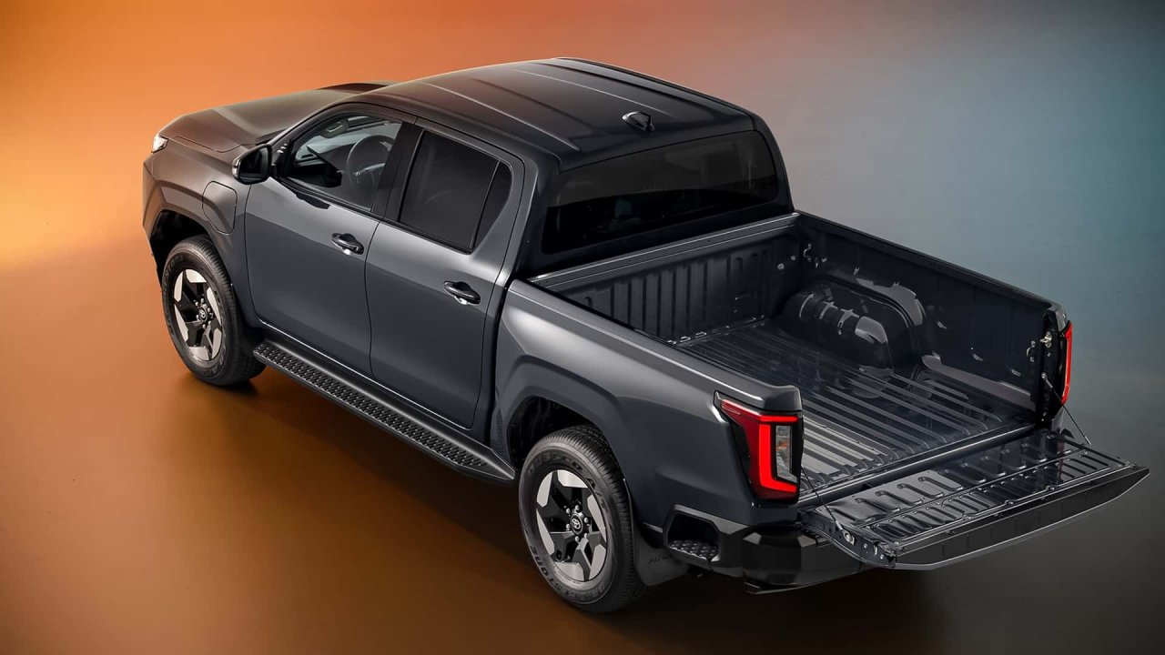 yeni-nesil-toyota-hilux5.jpg
