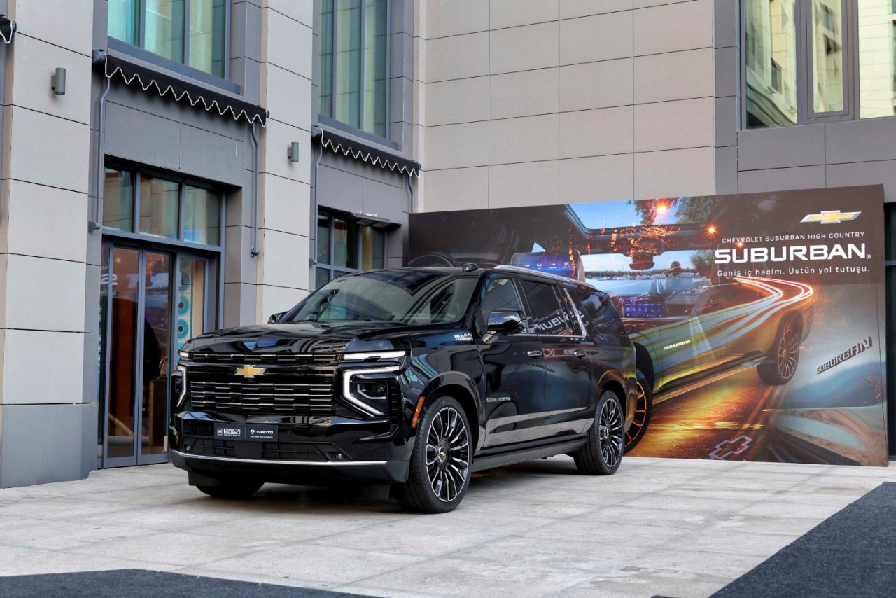 chevrolet-suburban.jpg
