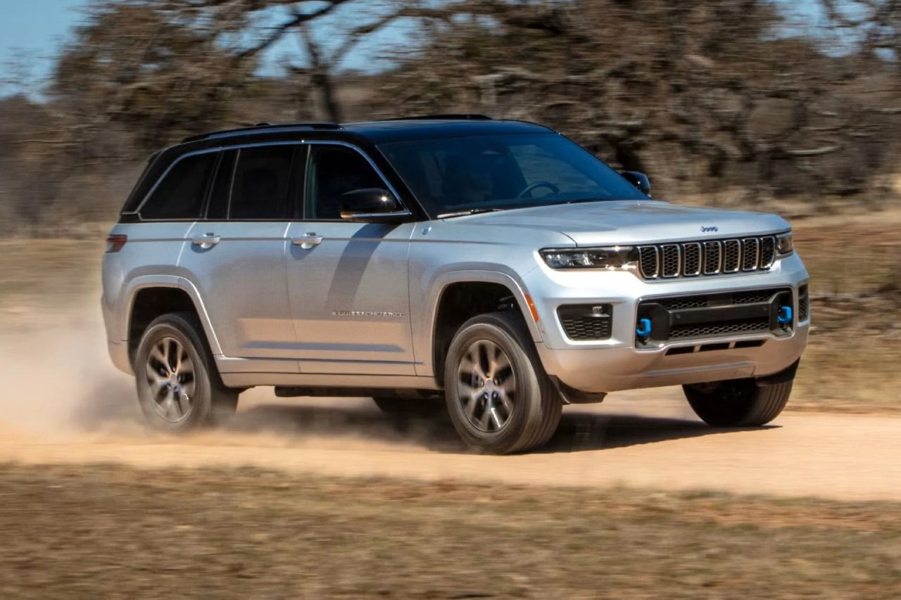 jeep-grand-cherokee-4xe-1629.webp