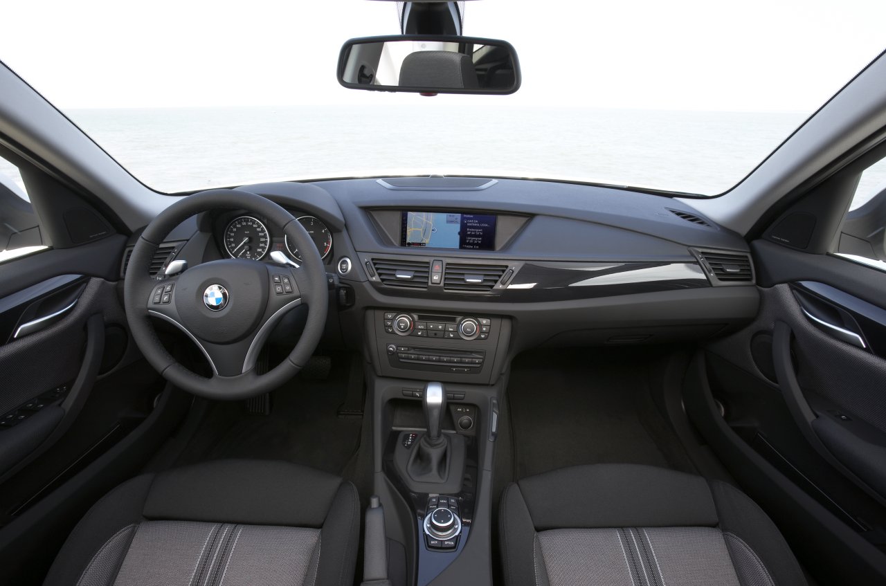 bmw-kokpit.jpg