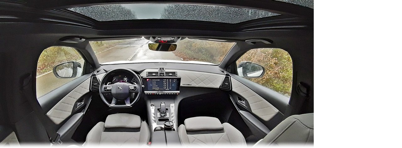 ds-7-crossback-rivoli-ds-store.jpg