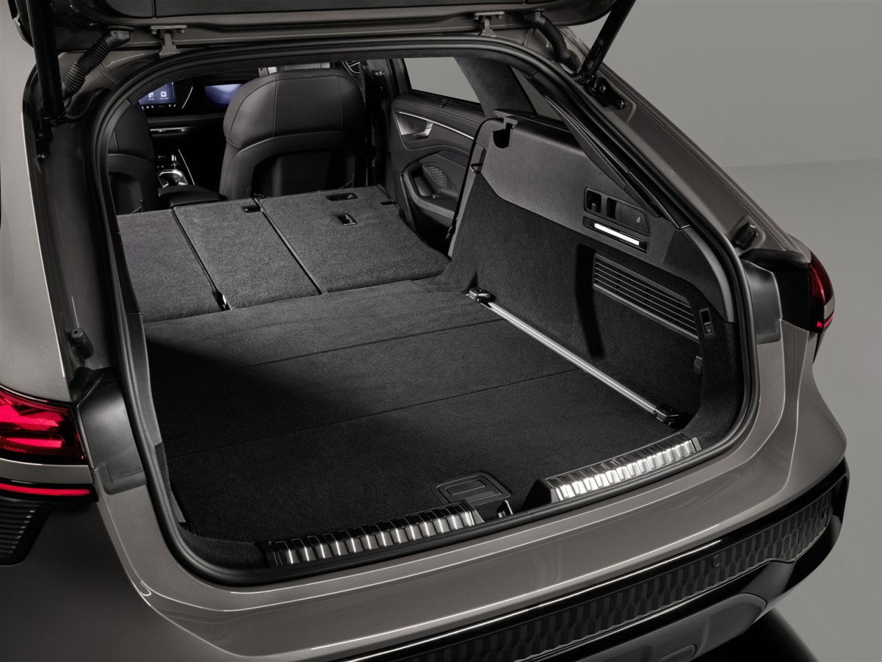 audi-a6-allroad-2.jpg