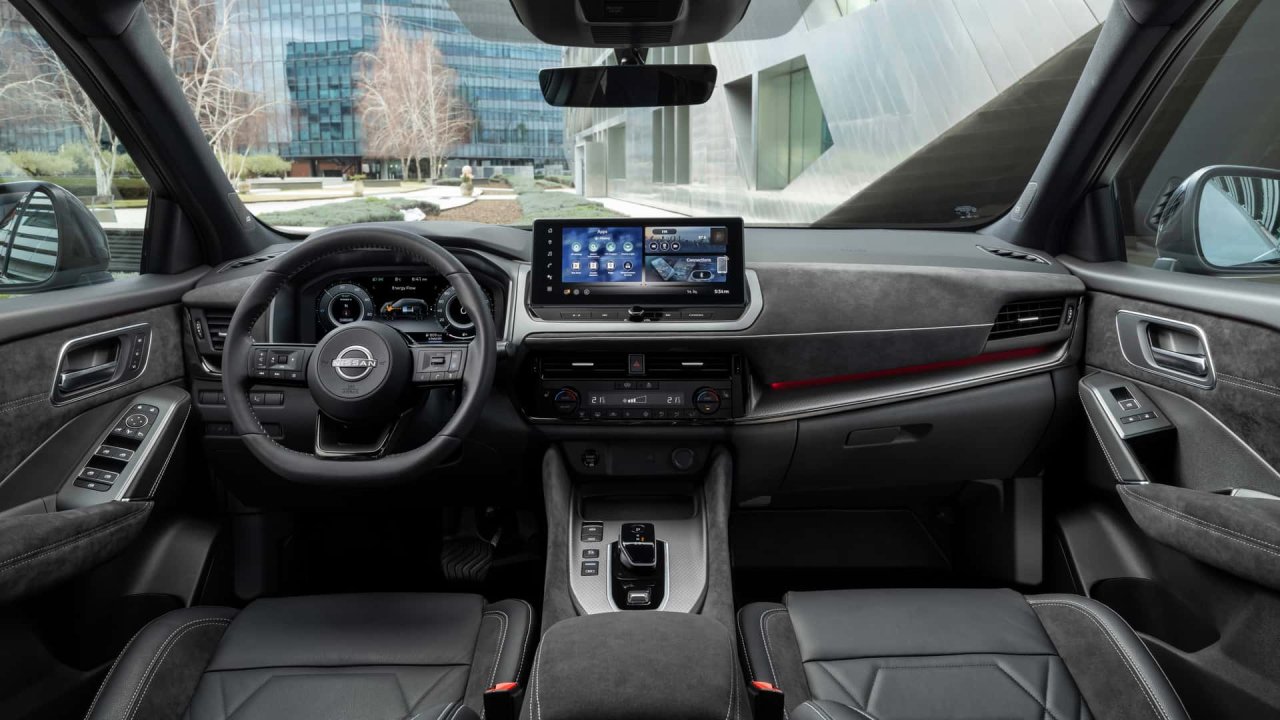 nissan-qashqai-kokpit.jpg