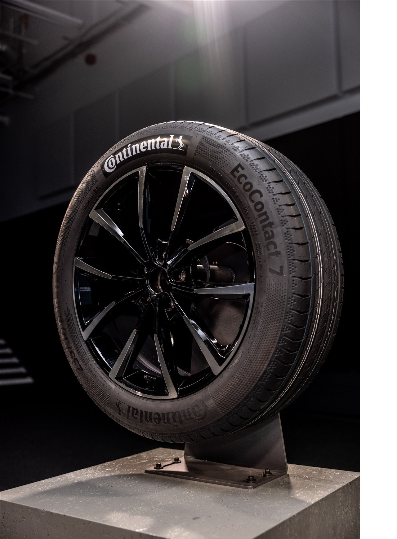 continental-ve-renault-group-isbirligi-1.jpg